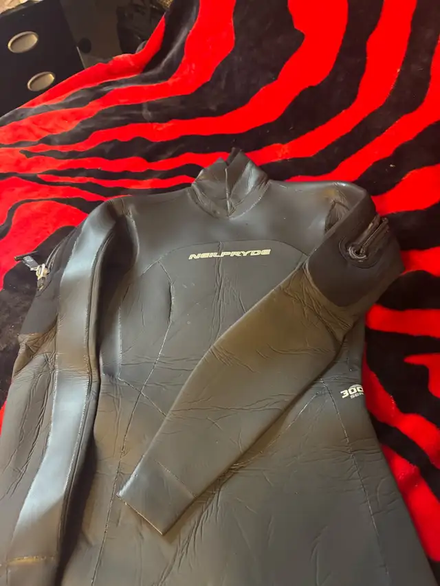 Ladies Neil Pryde wetsuit - Photo 3