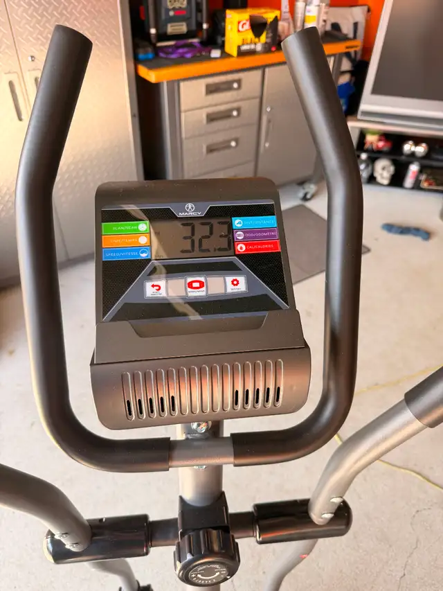 Elliptical Exerciser/trainer - Photo 3