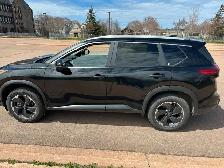 2025 NISSAN ROGUE SV AWD MOONROOF - Photo 2