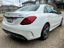 2019 Mercedes-Benz C300 4MATIC LOW KMs Excellent Condition - Photo 4