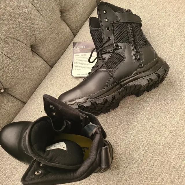 Brand New Maelstrom boots Size 9US - Photo 4