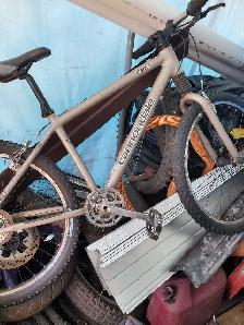 Cannondale Mountain Bike