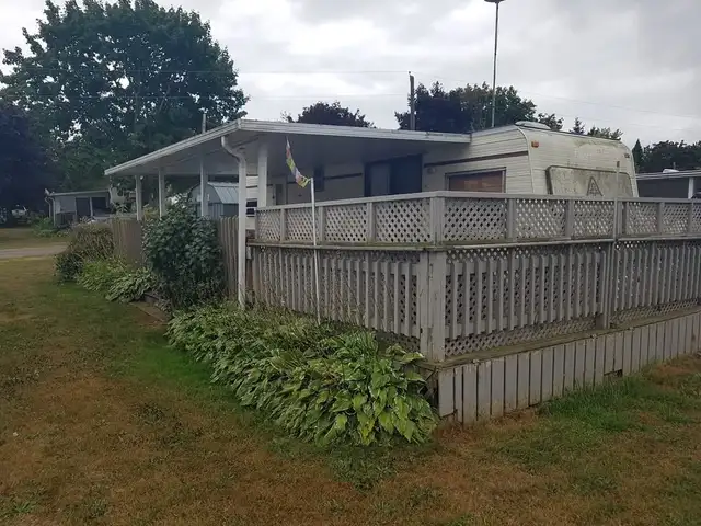 $7500 Fully Equipped Renovated Trailer - Picton - Photo 2