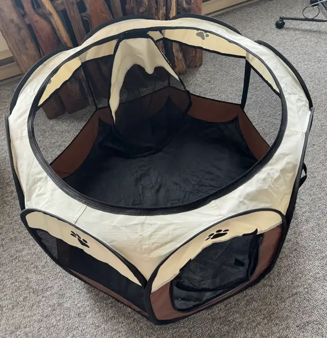 Dog Playpen - Photo 2