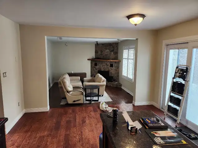 mikes painting service - Photo 6