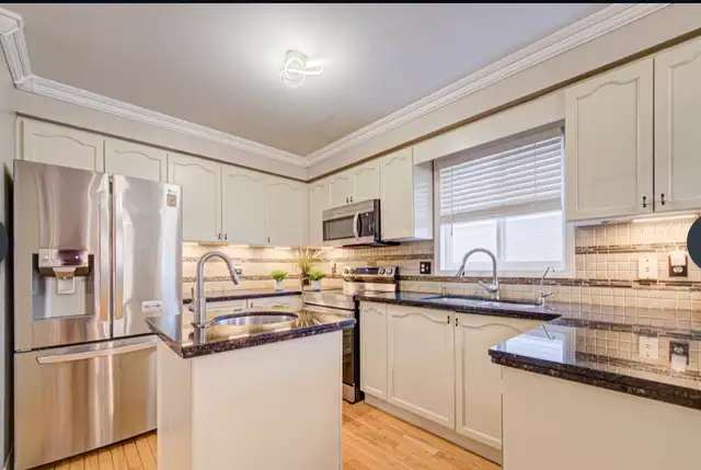 Beautiful four-bedroom house in a box for rent. - Photo 4