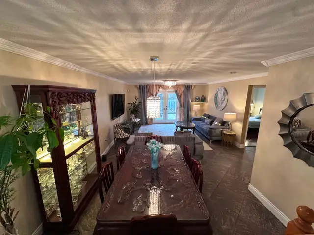 Beautiful four-bedroom house in a box for rent. - Photo 7