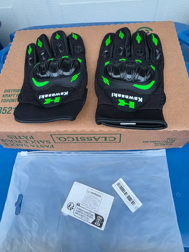 Kawasaki Mesh Motorcycle Short Riding Gloves - Photo 2