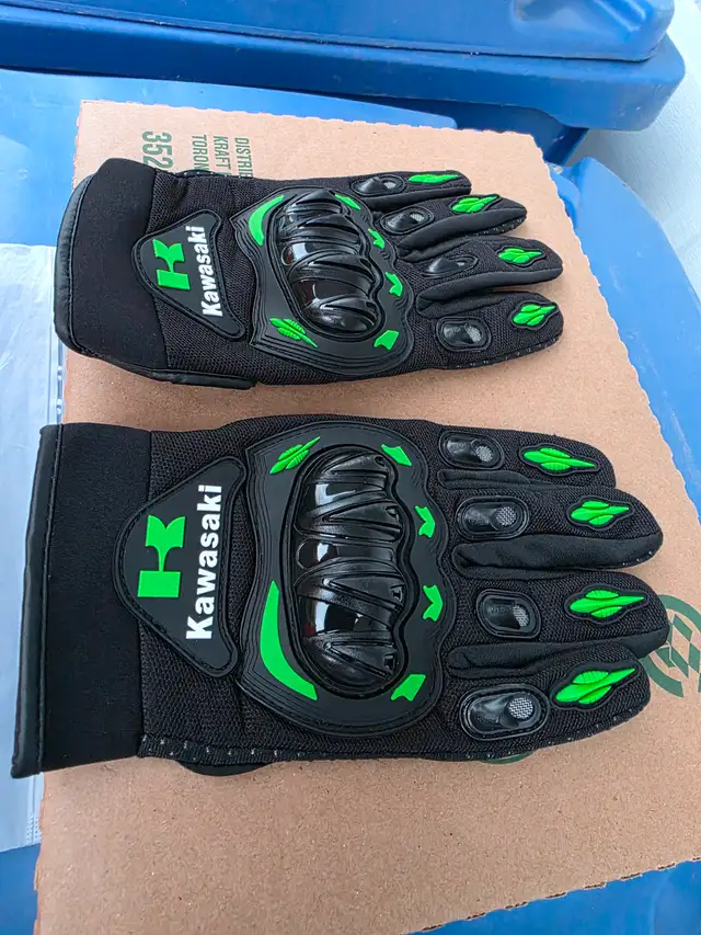 Kawasaki Mesh Motorcycle Short Riding Gloves - Photo 4