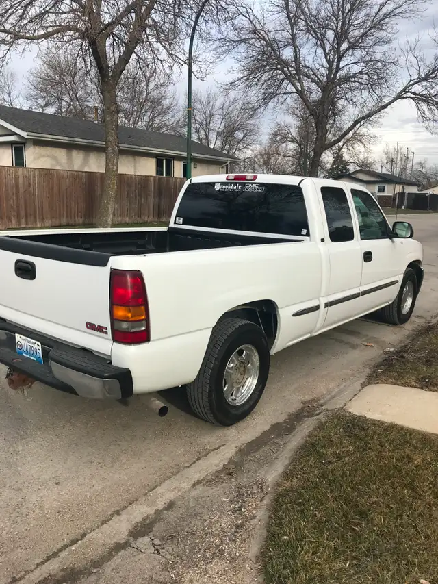 2001 GMC Sierra -- Safetied 2WD - Photo 3