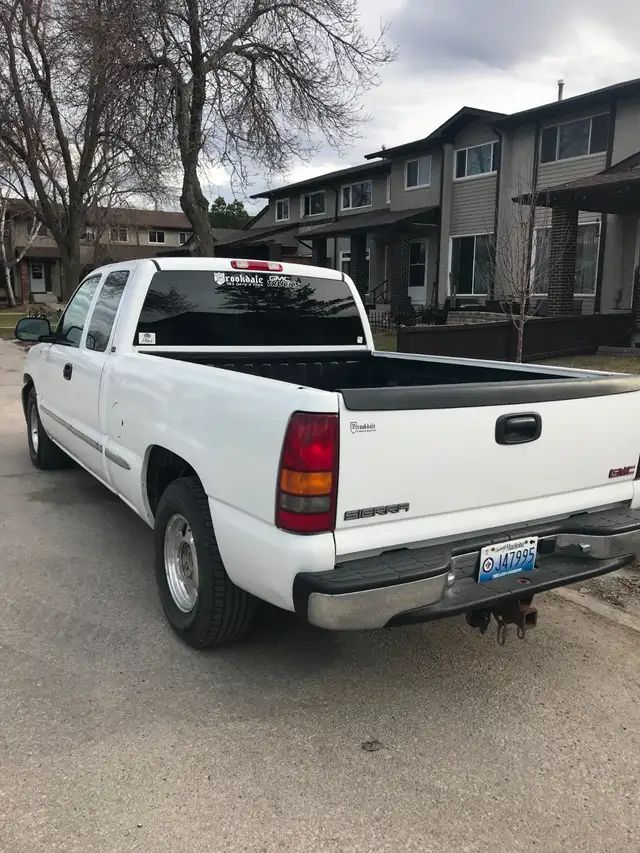 2001 GMC Sierra -- Safetied 2WD - Photo 4