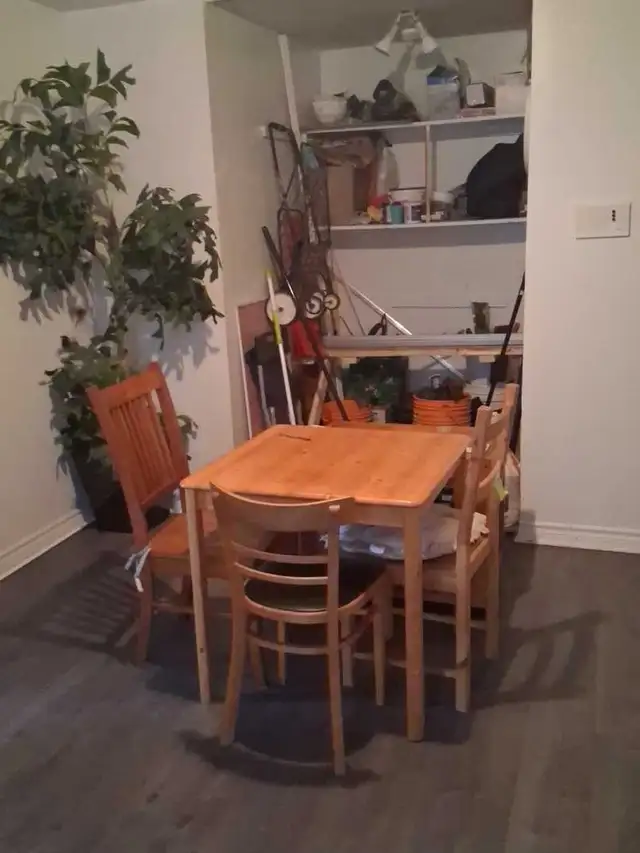 Bedroom sets kept a1 condition - Photo 4
