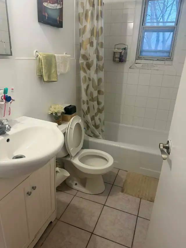 Looking for female roommate - Photo 2