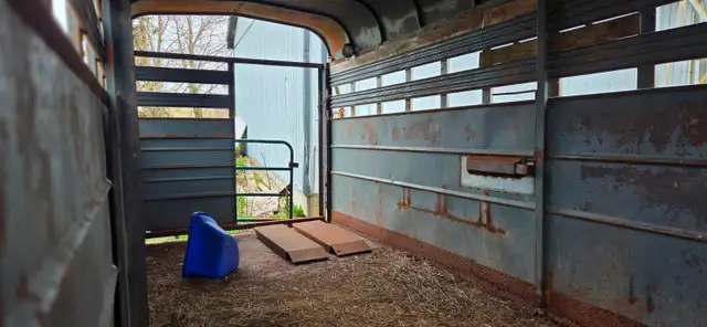 Livestock Trailer - Photo 4