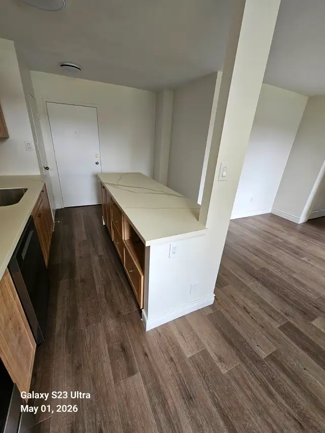1 bedroom 1 bathroom renovated apartment in Stouffville, ON - Photo 3