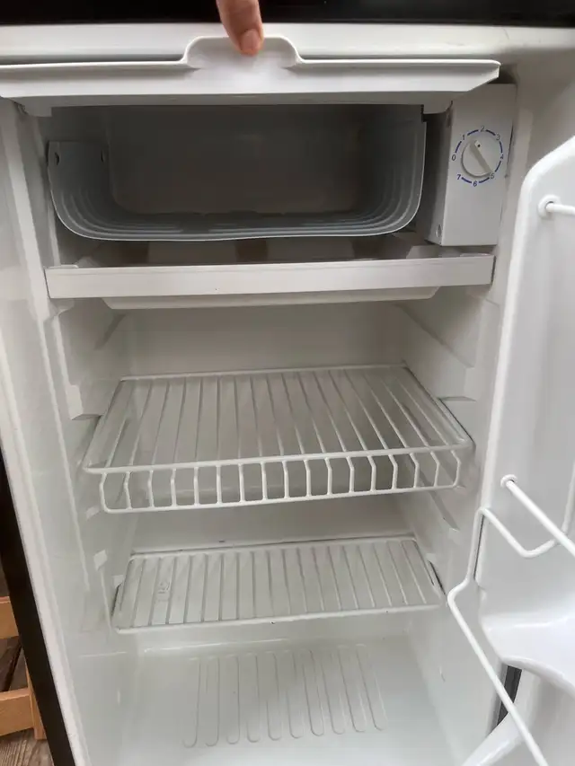 Used Magic Chef mini fridge for sale - Photo 2