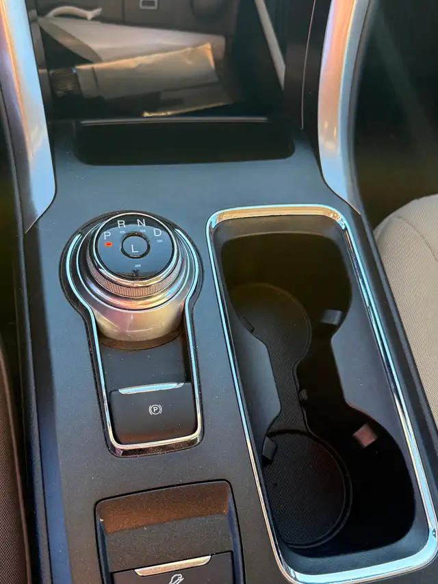 2017 Ford Fusion SE - Photo 7