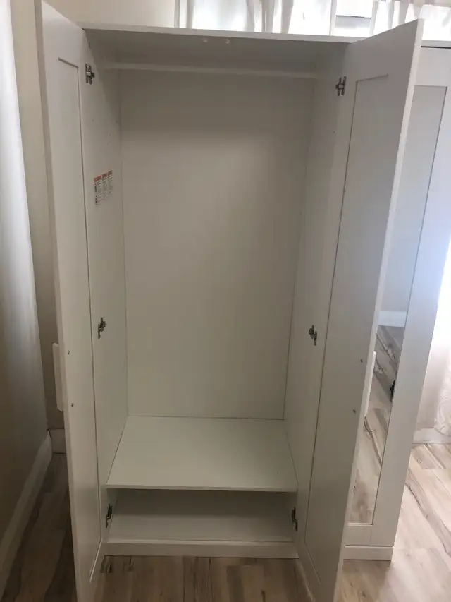 IKEA BRIMNES 3 DOOR WARDROBE - Photo 2