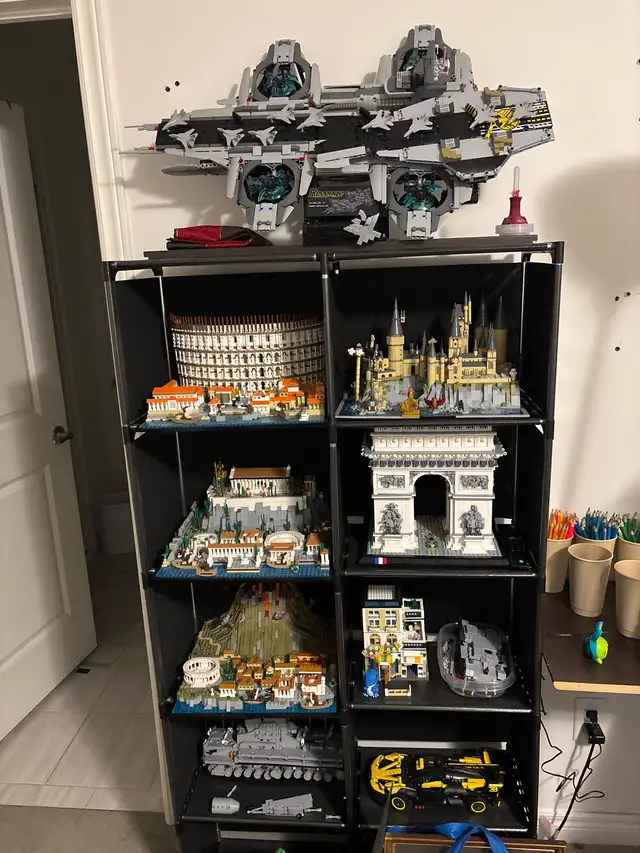 37  sets of Lego & Lego compatible building blocks for sale. - Photo 2