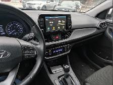 2018 Hyundai Elantra GT GLS $12787 - Photo 7