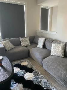 Sectional amazing like new !!