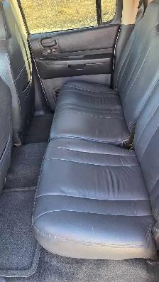 2002 Dodge Dakota 4x4 4.7L V8 with a Canopy - Photo 7