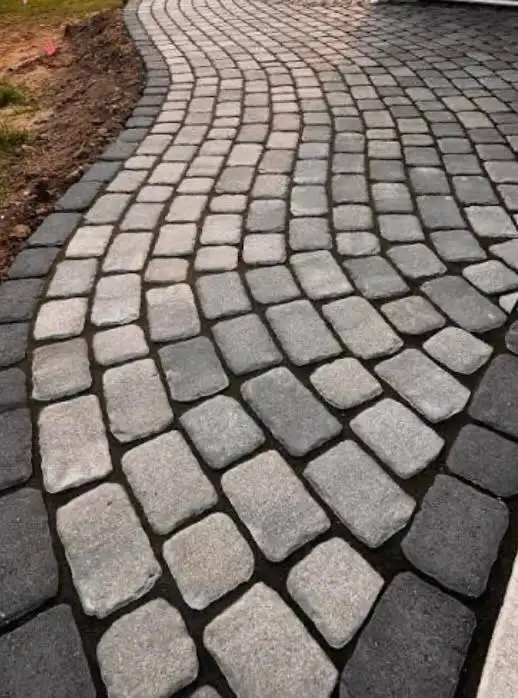 Now hiring landscape construction