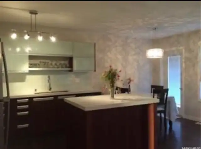 Beautiful Whole Townhouse for Rent - Photo 8