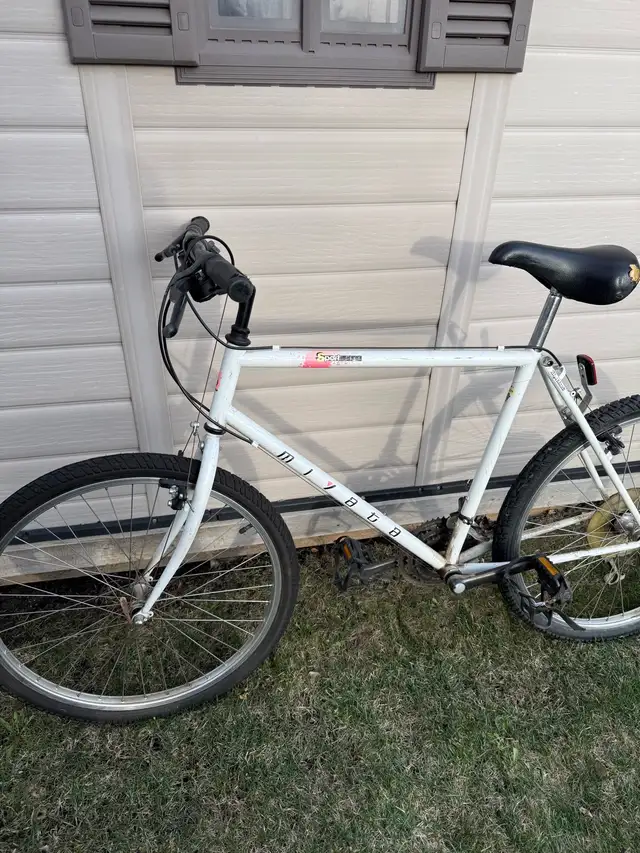 Myata Road Bike - Photo 2