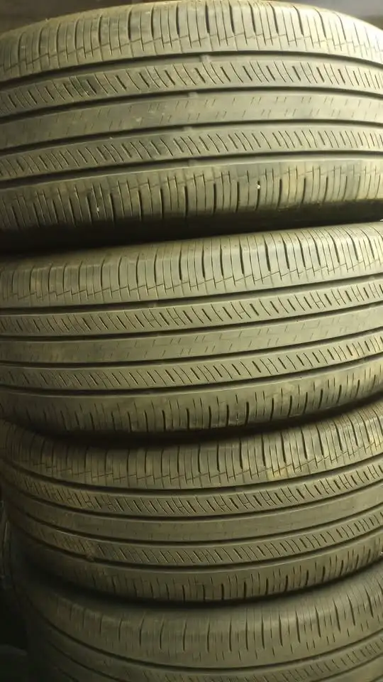 Pneus ete de 20$ a 30$ chacun toute grandeur 514-792-5103 - Photo 2