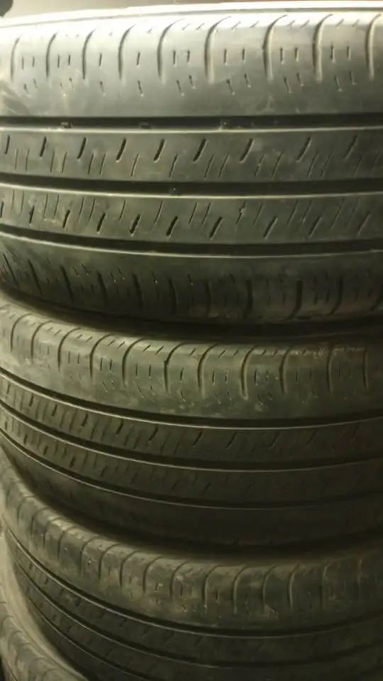 Pneus ete de 20$ a 30$ chacun toute grandeur 514-792-5103 - Photo 6