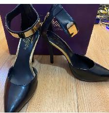 book / women boot /heels size 10  for trade read post - Photo 7