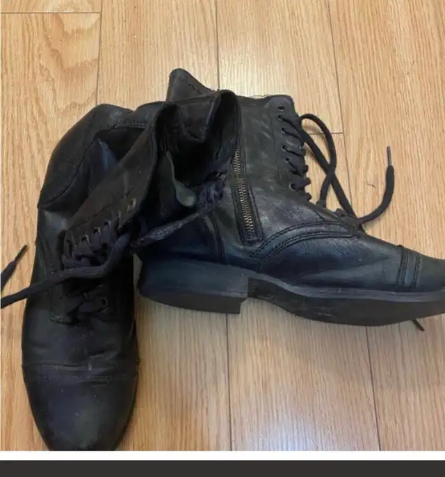 book / women boot /heels size 10  for trade read post - Photo 10