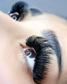 Eyelash extension course