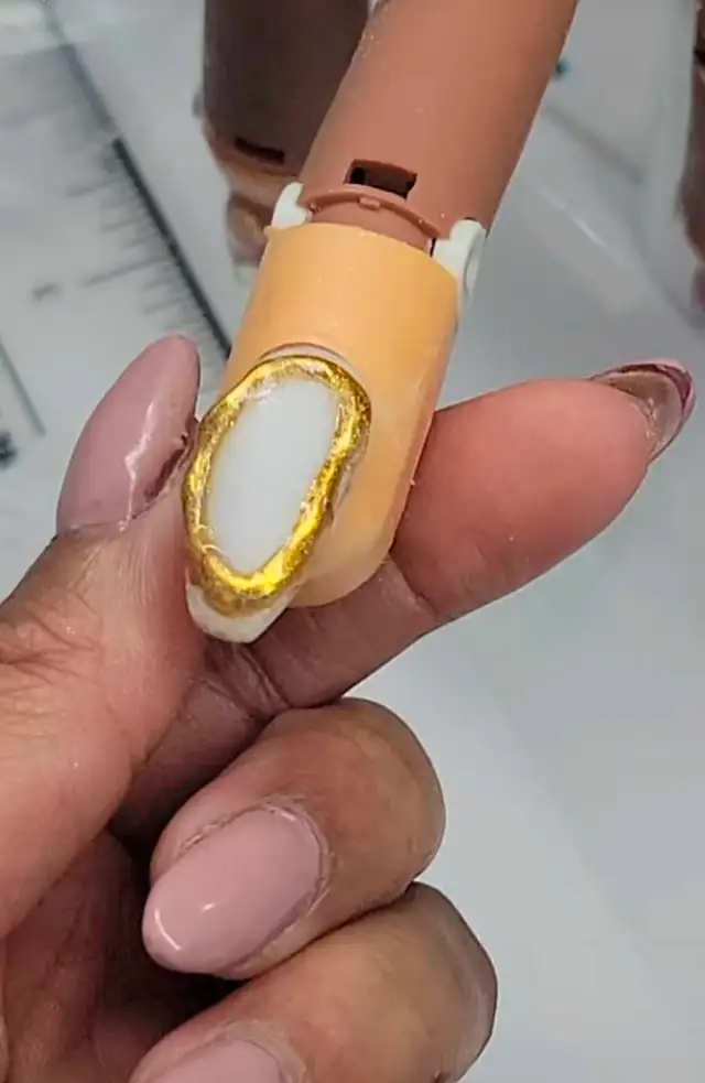 nail class - Photo 5