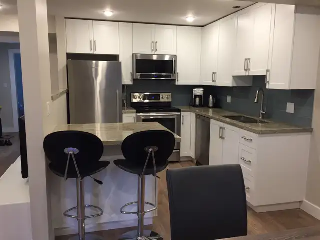 AMAZING WATERFRONT ! 1 BR / 1 BATH - FURNISHED OR UNFURNISHED - Photo 5