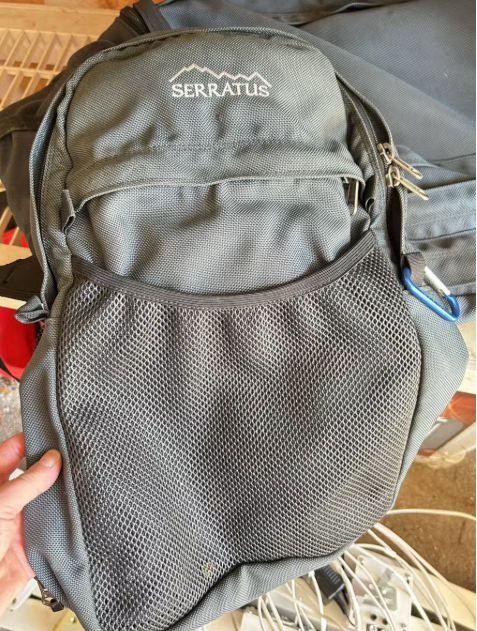SERRATUS – TWO Backpacks (Mountain Equipment Company MEC) - Photo 2