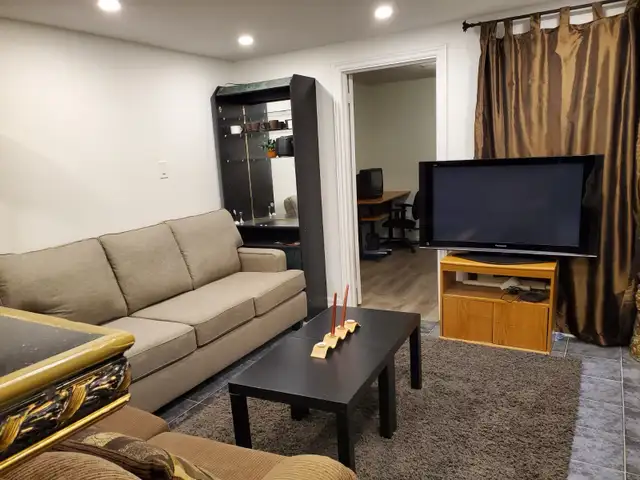 1 bedroom basement apt in Richmond hill for rent - Photo 7