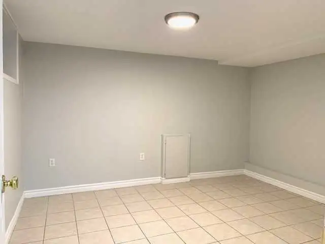 East Downtown (Woodbine/Danforth) ONE bdrm $1475 - Photo 9