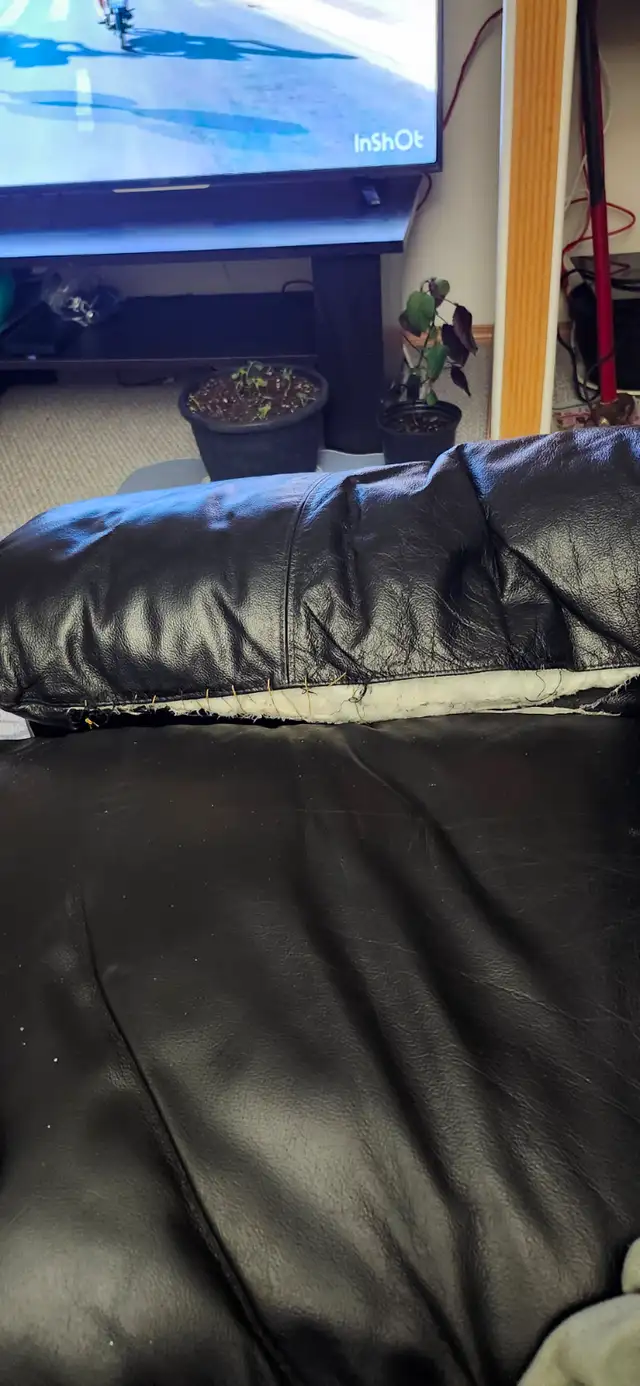 Free Black Leather Sofa! - Photo 2