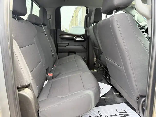 2024 GMC Sierra 1500 SLE - Photo 9