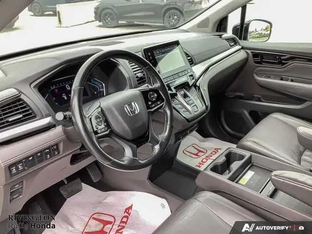 2018 Honda Odyssey Touring Auto - Photo 13