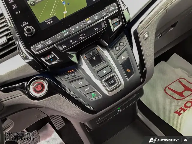 2018 Honda Odyssey Touring Auto - Photo 18