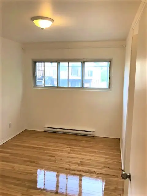 Bel appartement 4 1/2  au 1er juillet à Lemoyne  -  Longueuil - Photo 8
