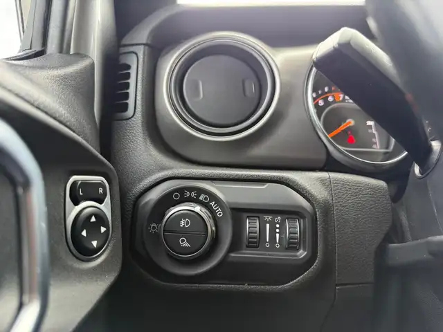 2020 JEEP GLADIATOR SPORT S CREW CAB 4X4 - Photo 17