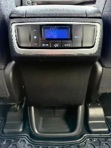 2016 TOYOTA HIGHLANDER XLE 4WD 8 Passengers - Photo 11