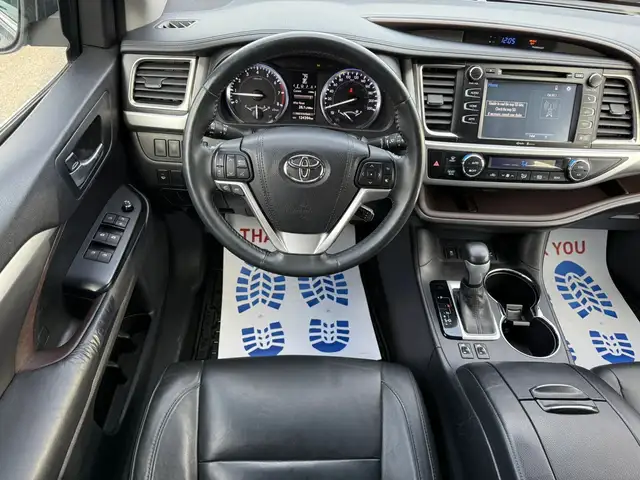 2016 TOYOTA HIGHLANDER XLE 4WD 8 Passengers - Photo 13