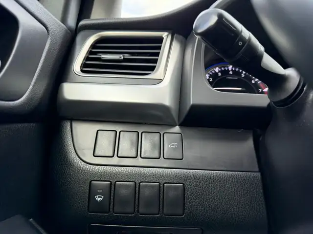 2016 TOYOTA HIGHLANDER XLE 4WD 8 Passengers - Photo 21