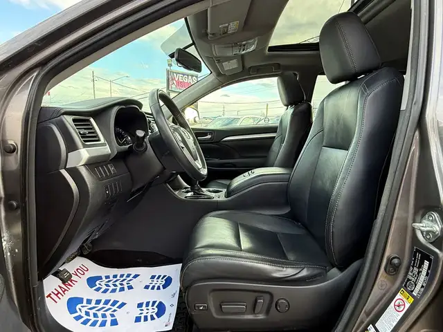 2016 TOYOTA HIGHLANDER XLE 4WD 8 Passengers - Photo 23