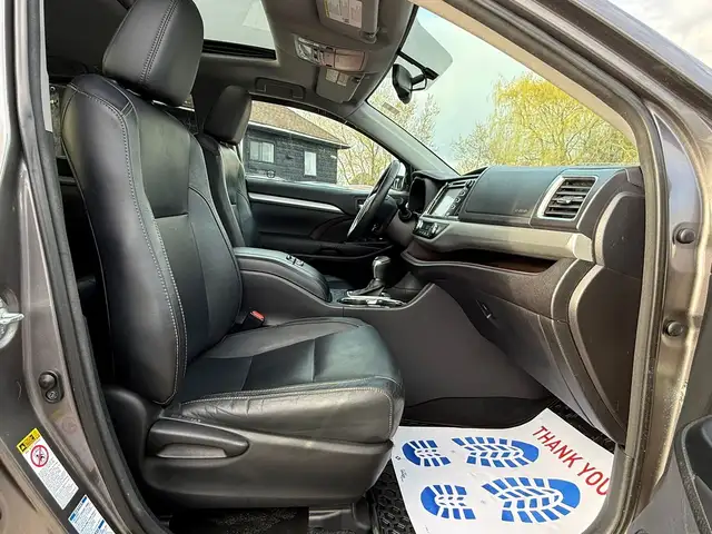 2016 TOYOTA HIGHLANDER XLE 4WD 8 Passengers - Photo 25
